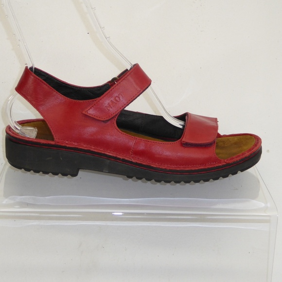 naot red sandals